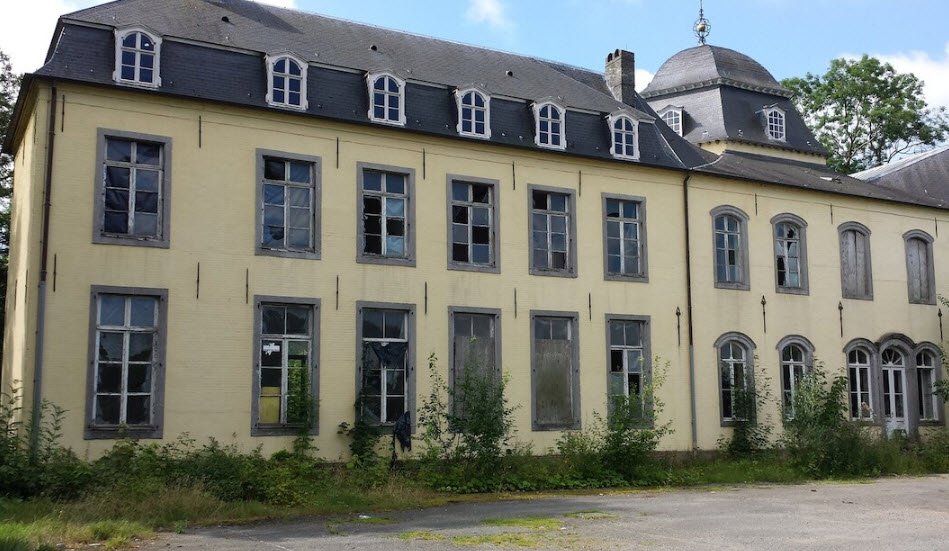 Kasteel Van Blondel De Beauregard, Geraardsbergen, Belgium